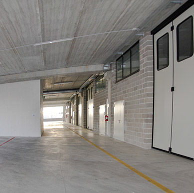spazio di manovra carico scarico coperto