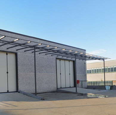 ingresso magazzino piano primo