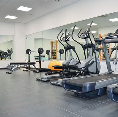 vista della palestra angolo fitness